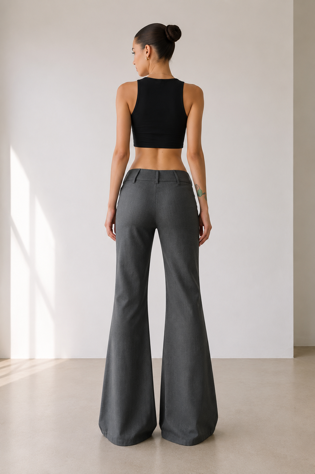 Calça Flare em Estilo Alfaiataria